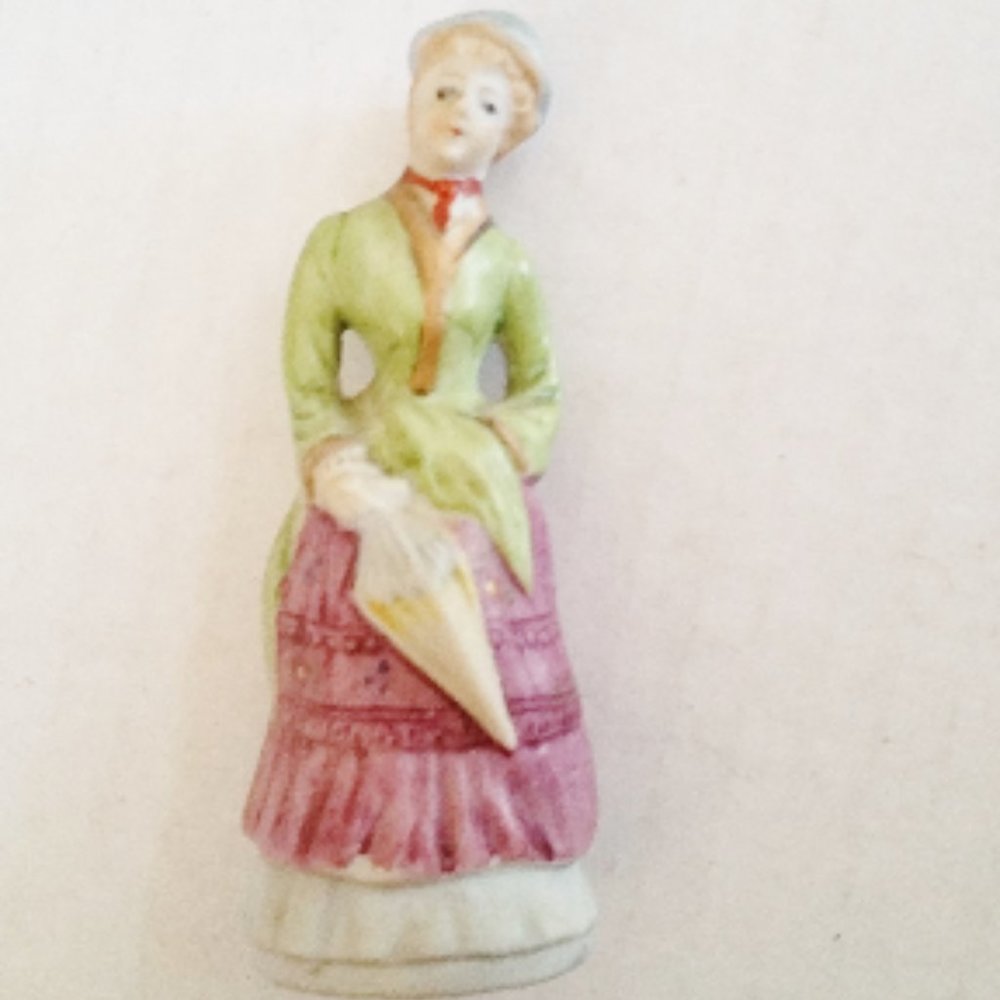 OCCUPIED JAPAN Lady Figurine W/ Umbrella 1940s